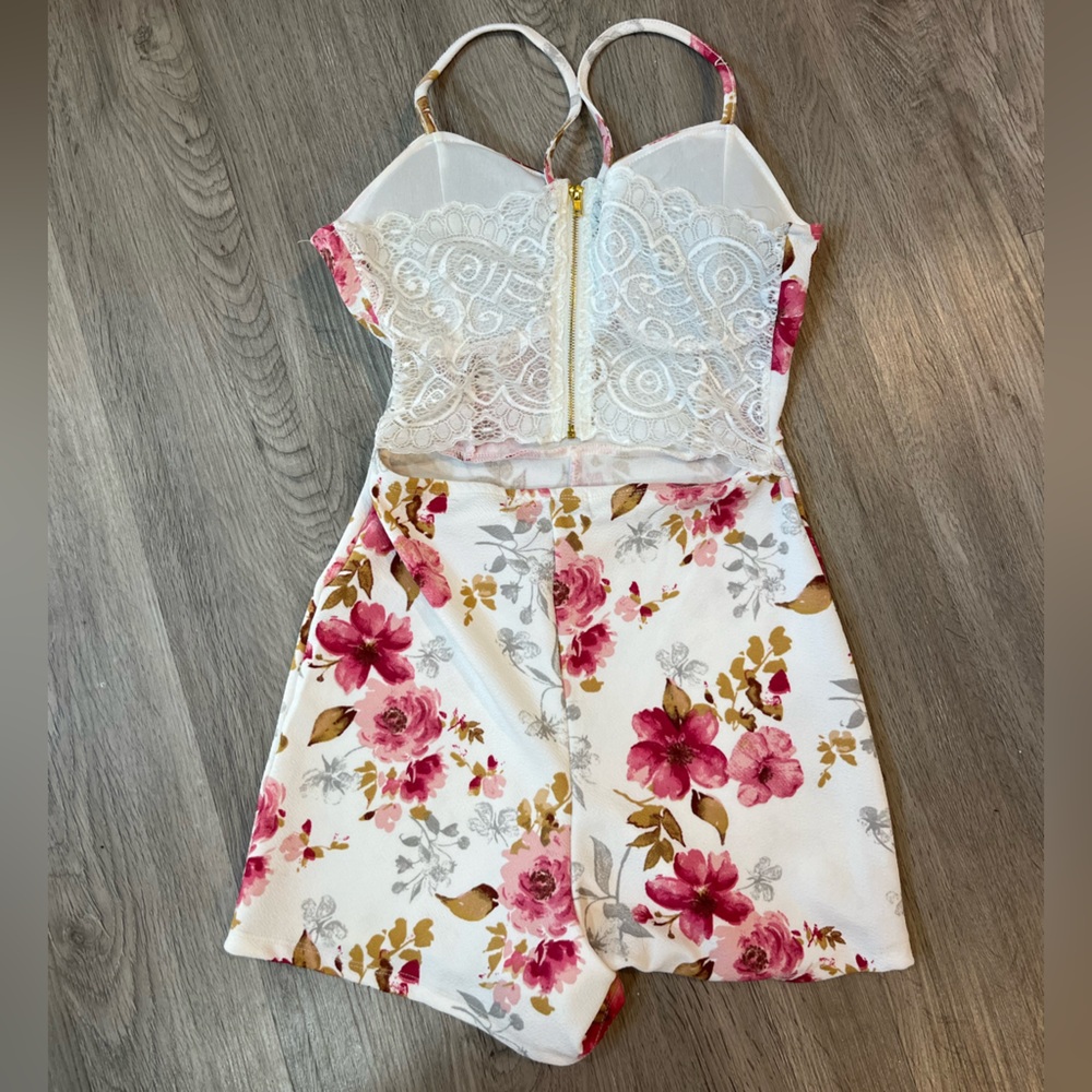 Romper - Picture 4 of 11